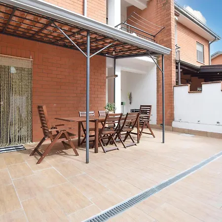بيت للعطل Trilogy House
